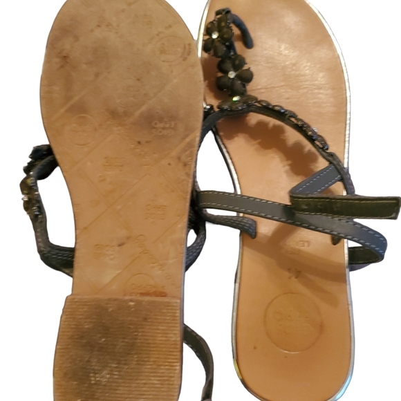 Reg $150 Gioseppo Beaded sandals size 41 (9.5) - Picture 4 of 9